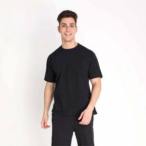 Premium Men Printed Co-Ord Set-Elegante combinación de camisa y pantalones cortos-Ideal para actividades casuales y al aire libre - Product Image 3