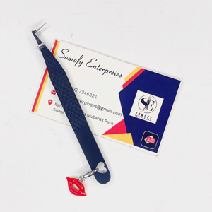 Marque privée professionnelle 90 degrés breloque pour les lèvres Volume russe pince à épiler antistatique pince à épiler durable en acier inoxydable - Product Image 2