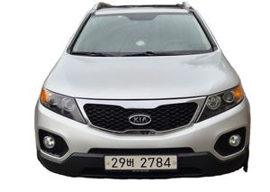 Kia Sorento 2010 Sorento R Diesel 2WD 2.2 TLX - Product Image 2