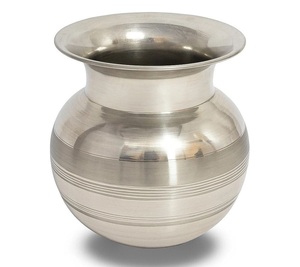 Accesorios de Metal para Pooja de Alta Calidad, Mini Lota y Recipiente para Agua Atractivos, Hechos a Mano con Metal Puro - Product Image 1