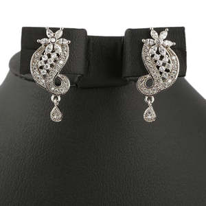 ชุดจี้สร้อยคอแบบกุนดัน - เงิน - Product Image 3