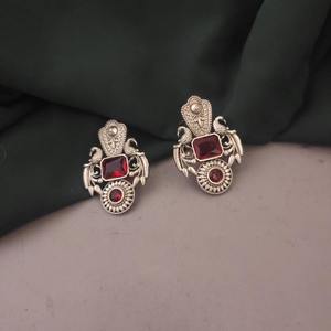 Pendientes de Plata de Alta Calidad con Diseño Geométrico de Monalisa, Imitación de Piedra, Color Rojo, Más Vendidos |   Calidad Premium |   Proveedor Directo de la India - Product Image 1