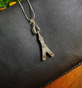 Damascus steel <b>Y</b> Pendant <b>Necklace</b> With Zircon Channel Setting Minimalist Letter Design Unisex Everyday Wear Link Chain - Product Image 2