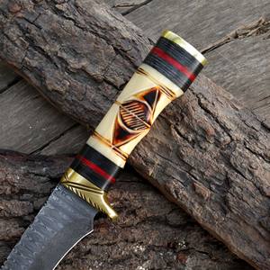 Cuchillo de caza de acero de Damasco de hoja fija hecho a mano personalizado con mango de madera grabado y Funda de cuero OEM - Product Image 3