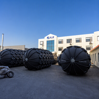 Pare-battage pneumatique Yokohama certifié BV ISO17357 de haute qualité pour navires, pare-battage de quai en caoutchouc pour le Nigéria STS