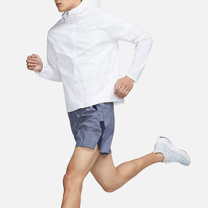 ชุดเสื้อแจ็คเก็ตและกางเกงขาสั้นสำหรับผู้ชาย ดีไซน์ลำลองสำหรับฤดูใบไม้ร่วง กันน้ำ ทรงพอดีตัว ระบายอากาศได้ดี เหมาะสำหรับใส่เล่นกีฬา วิ่งจ๊อกกิ้ง และกิจกรรมกลางแจ้งอื่นๆ - Product Image 4