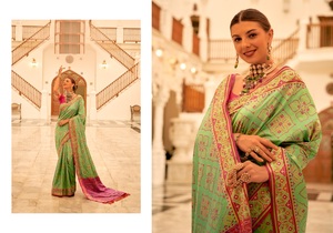 Plato Varanasi Silk Saree Festive Wear Vêtements indiens et pakistanais Vente en ligne - Product Image 6