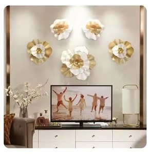 Art mural contemporain en métal durable, décoration de maison élégante pour chambres, bureaux et halls d'entrée Décoration murale Arts suspendus - Product Image 5