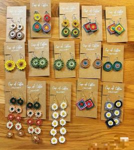 Boucles d'oreilles pendantes faites main en coton au crochet, motif carré Granny, micro-crochet - Product Image 1