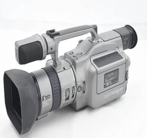 Excelente Videocámara Digital Sony DCR-VX1000 Nueva, MiniDV, Color Plata - Product Image 1