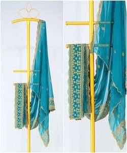 Boutique Design Gharara Casual Long Off White Fork Style Robe Avec Dupattas Noir Deux Pièces Costume pour les Femmes Party Wear - Product Image 3