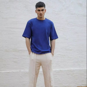 Camiseta Deportiva Activa para Hombre, Top Holgado de Rendimiento Deportivo, Mezcla de Algodón Transpirable, Ropa Casual, Logotipo Personalizado - Product Image 1