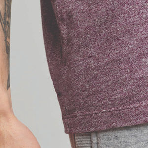 Venta al por mayor 100% algodón cuello redondo hombres camiseta diseño de logotipo personalizado con estampado de patrón sólido - Product Image 6