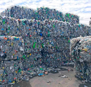 Residuos de Botellas PET para Película Soplada, Color Natural, Alto Flujo, con Mínima Humedad y Alto Valor IV, Origen Bélgica - Product Image 1