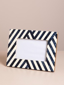 กรอบรูปกระดูกเรซิ่นคุณภาพดีที่สุด ปรับแต่งได้ ของขวัญส่วนตัวสำหรับโอกาสพิเศษ ผลิตด้วยมือในอินเดีย - Product Image 6