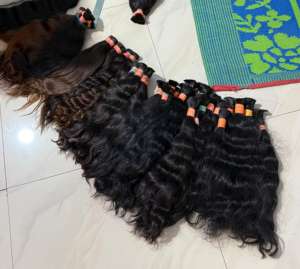 Vente en gros d'extensions de cheveux humains bouclés birmans bruts non transformés en vrac véritable fournisseur de couleur naturelle approvisionnement direct - Product Image 4