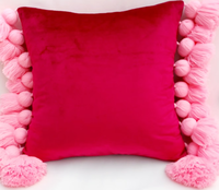 Housses de coussin berbères roses Bubble Gum faites à la main avec pompons carrés en velours cerise coussins pour la décoration de la maison ou de l'hôtel