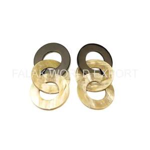 Dernière conception de boucle d'oreille en corne de boeuf de vache boucle d'oreille en corne de buffle bijoux naturels élégants personnaliser la taille conception de bijoux boucle d'oreille par FWE - Product Image 5