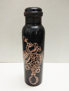 Fantaisie fleur gravure imprimé cuivre bouteille d'eau potable de haute qualité pas cher prix de gros fantaisie 2024 Design bouteilles à boire - Product Image 3
