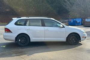 ใช้ LHD/RHD 2014 V0LKSWAGEN Jetta SP0RTWAGEN TDI แล้ว - Product Image 2