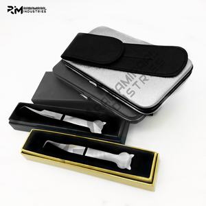 RMI Silver Shin Nouveau produit tendance Pince à cils et boîte à cartes noire Emballage/pochette/étui - Product Image 6