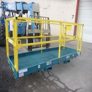 La plataforma de trabajo de seguridad de montacargas estable garantiza la estabilidad y la seguridad con esta plataforma de trabajo de montacargas resistente - Product Image 2