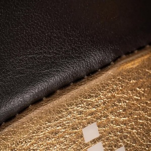 Gants de boxe Fly Black Golden les plus vendus, fabriqués sur mesure, prix abordable, logo personnalisé, gants de sparring en cuir véritable - Product Image 6