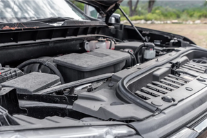 LISTO PARA CONDUCIR - USADO, VOLANTE A LA IZQUIERDA |   CONDUCCIÓN DERECHA |   989 MILEAGEESS 2023 CHEVROLET SILVERADO 1500 CREW CAB RST Z71 - Product Image 4