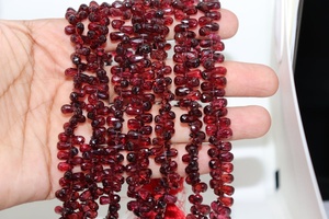AAA+ 8-Inch Strands of Faceted Mozambique <b>Garnet</b> Briolette Beads Drops Shape for Jewelry Crafts - Product Image 2