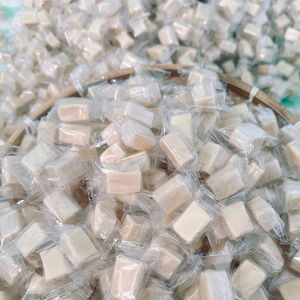 La vente en gros vietnamienne fiable fournit des bonbons à la noix de coco de haute qualité à partir de données 99 Gold - Product Image 6