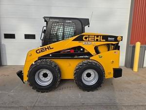 Nouveau 2022 Gehl V330 Mini chargeuse compacte avant avec pompe hydraulique MOOG et charge nominale de 200 tonnes - Product Image 2