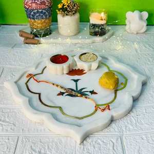 Plaque en marbre blanc de forme antique de conception unique Artisanat en pierre naturelle fabriqué à la main pour tous les festivals Plaque en laiton - Product Image 1