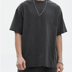 Ensemble de vêtements de sport d'été pour hommes respirants avec logo personnalisé T-Shirt en coton respirant avec short Short de sport décontracté Service OEM - Product Image 4