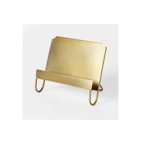 Sujetalibros de metal rústico con patrones únicos de atractivo artístico hechos a mano que se combinan con interiores tradicionales y modernos - Product Image 5