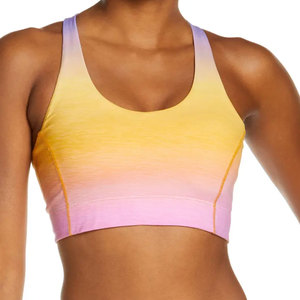 Ensemble de yoga personnalisé à prix raisonnable avec impression par sublimation, style tendance, leggings et soutien-gorge de sport à faible MOQ - Product Image 4