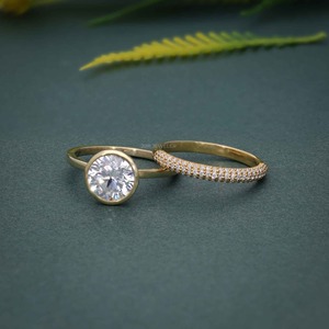 Offre spéciale Bague solitaire en diamant de laboratoire certifié IGI taille ronde VVS avec bande de mariage en or 14 carats pour femmes Mode - Product Image 1