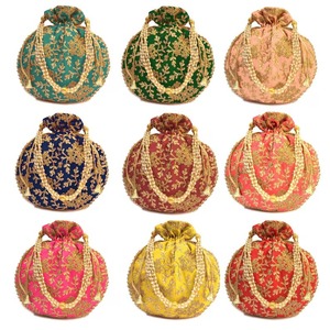 กระเป๋าคลัทช์งานปักลายสำหรับเจ้าสาว |   งานแต่งงาน และ ของชำร่วยถุงปอทลี |    กระเป๋าใส่เหรียญแบบเชือกผูก - Product Image 2