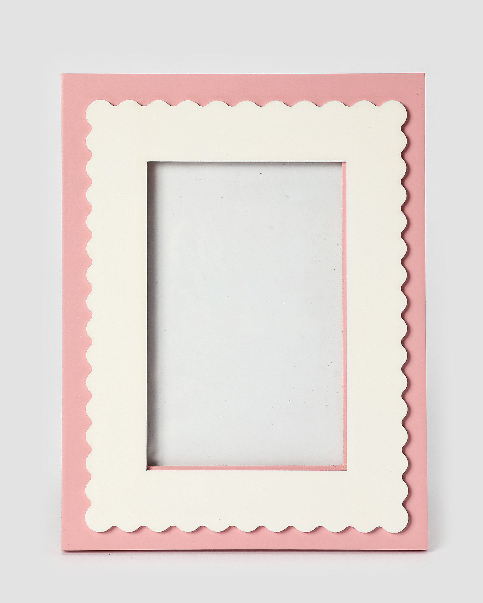 เป็นรูปถ่าย