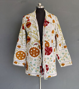 Chaqueta de mujer Suzani, chaqueta bordada de algodón indio, abrigo bordado hecho a mano, chaquetas hechas a mano Suzani indio - Product Image 2