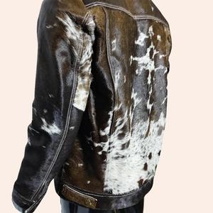 Chaquetas Bomber de Piel de Oveja con Pelo, Diseño Nuevo, Personalizables, de Alta Calidad, Manga Larga con Personalización Frontal - Product Image 3