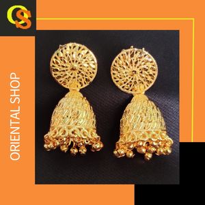 Boucles d'oreilles en vrac serties de boucles d'oreilles Jhumka plaquées or 22CT bijoux pour femmes par les exportateurs indiens - Product Image 2