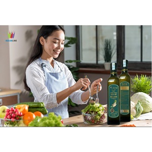 Pureté 100% huile pure organique jaune clair couleur Viet Nam huile de graines de camélia fruits camélia oleifera pour la transformation des aliments - Product Image 5