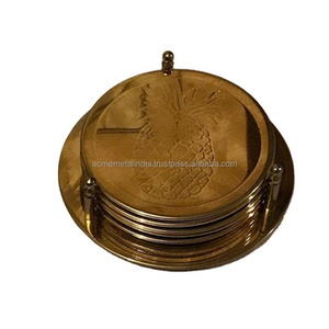 Sous-verres à thé en laiton massif de forme ronde au design fabuleux sous-verres en métal de taille personnalisée de qualité supérieure pour la cuisine et la salle à manger - Product Image 1