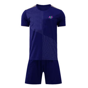 Ensemble de vêtements de sport haute performance, léger, respirant, 100% polyester, uniforme de football pour athlètes, confort conçu - Product Image 1