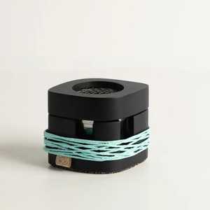 Brûleur d'encens carré en bois noir mat chic avec accent en corde tressée beige neutre pour une ambiance parfumée contemporaine à la maison - Product Image 2