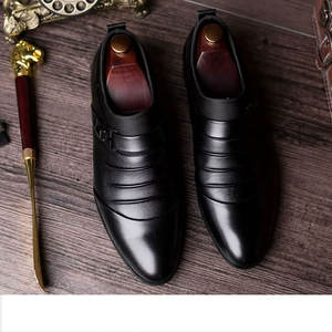 2024 nuevos zapatos formales de cuero planos antideslizantes para hombres zapatos casuales de negocios de gran tamaño estilo británico zapatos de boda para jóvenes hechos para hombres pa - Product Image 3