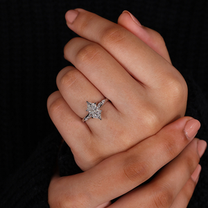 Anillo de Compromiso con Diamante Marquesa Holandés para Mujer, 1/4 de Quilate, Diamantes Cultivados en Laboratorio de Color Fantasía D F, Corte Antiguo Certificado - Product Image 4