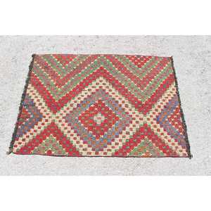 Tapis turc vintage en laine 2,7x3,8 pieds, motif patchwork rouge et vert, avec support en latex écologique - Product Image 3