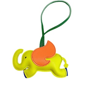 New Custom Horse Leather Car Key Chain Accessories Animal Key Ring Bag Charm Ornament Pendant Luxury Designer Keychains