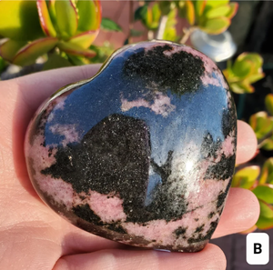 Vente en gros de pierre naturelle en forme de cœur en rhodonite pour la décoration - Product Image 5